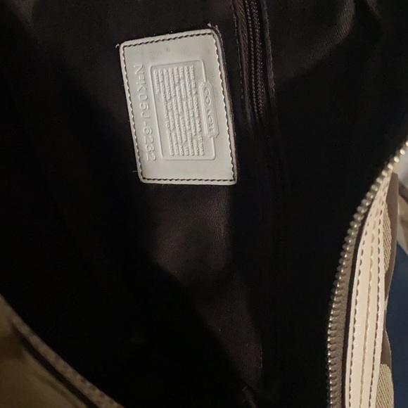 Coach Satchel - Picture 8 of 11